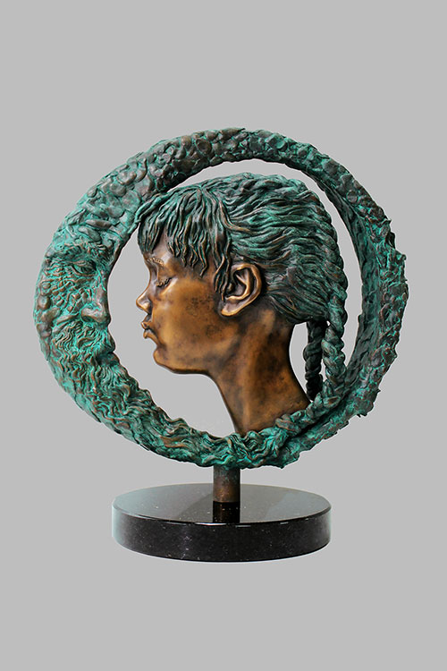 Скульптор Артем Медведев. Современная скульптура. Защитник. 2015, 35 x 33 x 19 см, бронза, гранит