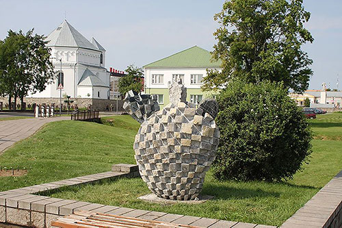 The sculptor Artem Medvedev. Contemporary sculpture. Kvadraktus. Smarhon, Belarus. Landscape. 2013, 160 x 120 x 80 cm, granite