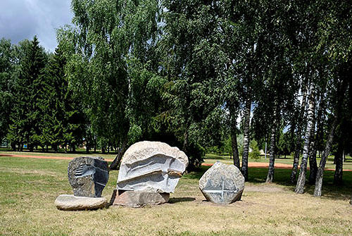 The sculptor Artem Medvedev. Contemporary sculpture. The memory of the land. Hrodna, Belarus. Front view. 2014, 200 x 450 x 100 cm, granite